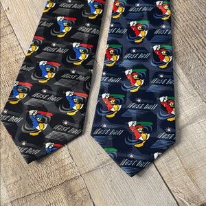2- Mickey Unlimited Baseball‎ Tie